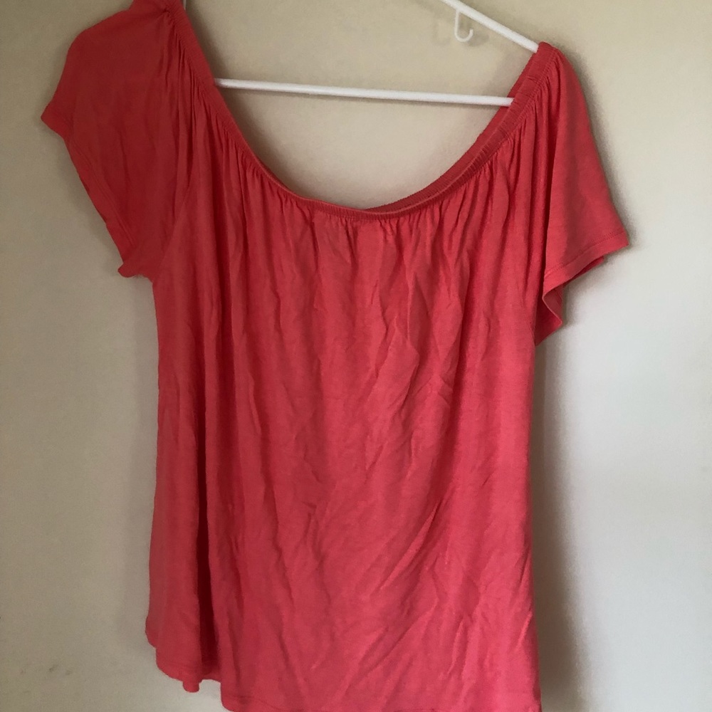 Off-Shoulder Top - Picture 2 of 4